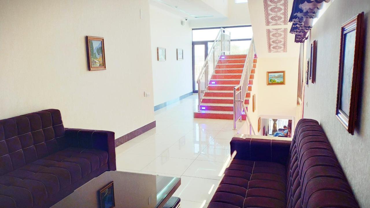Hotel Buston Chkalovsk Ngoại thất bức ảnh